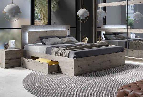 Luscanny Grey Divan king size bed
